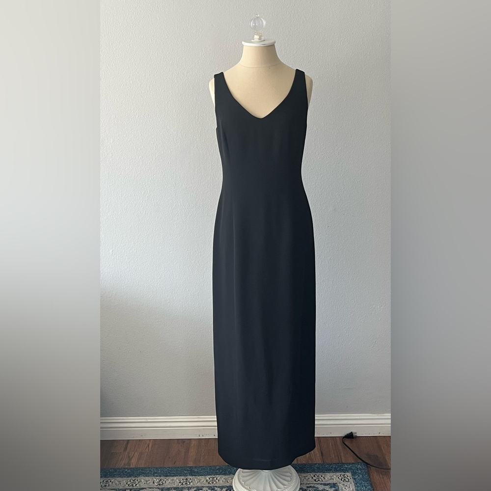 Laundry by Shelli Segal Black Maxi V-Neck Open Back Dress